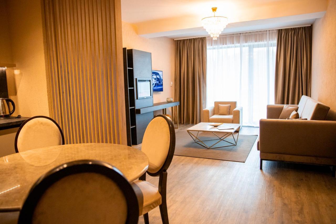 Elexus Apartments Poiana Brasov Bagian luar foto