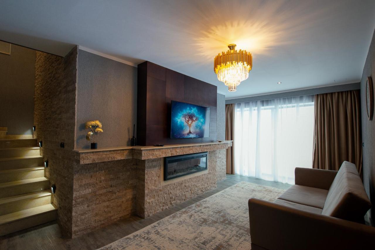 Elexus Apartments Poiana Brasov Bagian luar foto